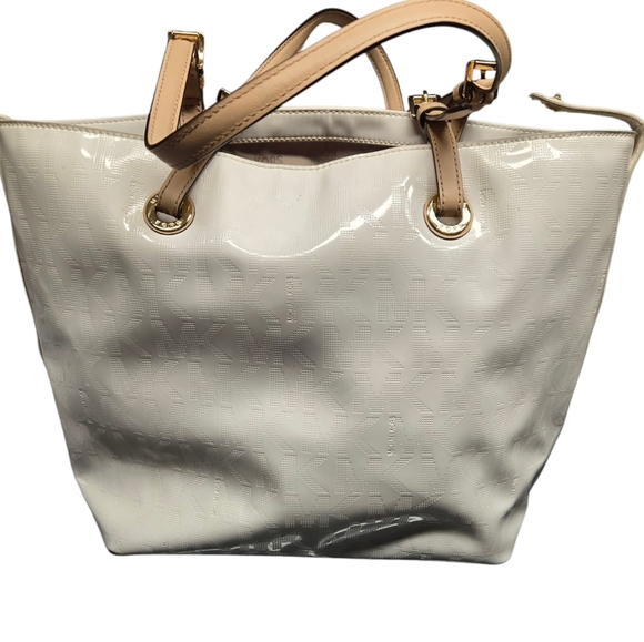 Michael Kors White Large Tote Purse - Picture 1 of 8